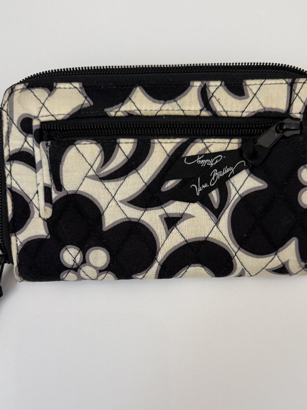 Vera Bradley Wallet Turnlock Night and Day Black White Floral Quilted Clutch 5x8